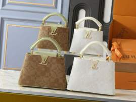 Picture of Louis Vuitton Handbags _SKUfw220371739fw